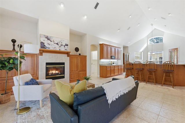 18604 NW 262ND AVENUE, Alachua, FL 32615