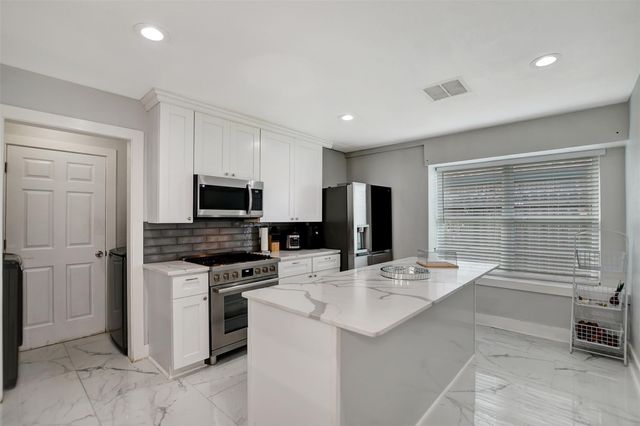 16806 Carbridge Drive, Houston, TX 77084