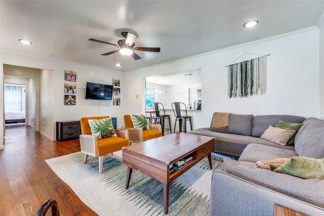 609 Kirkwood, Dallas, TX 75218