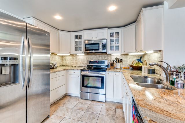 609 Kirkwood, Dallas, TX 75218