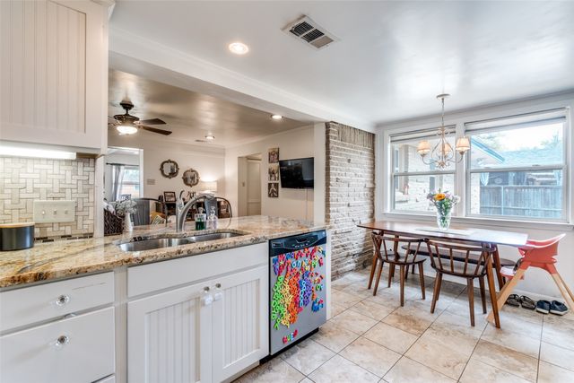 609 Kirkwood, Dallas, TX 75218