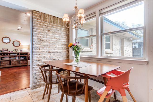 609 Kirkwood, Dallas, TX 75218