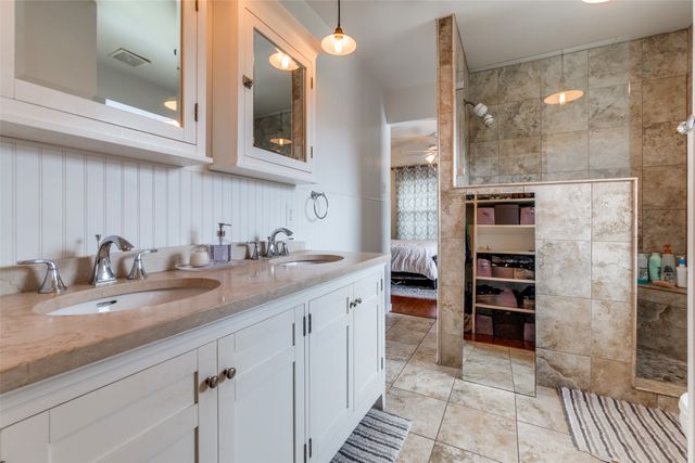 609 Kirkwood, Dallas, TX 75218