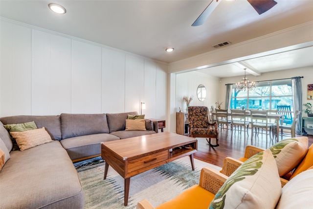 609 Kirkwood, Dallas, TX 75218