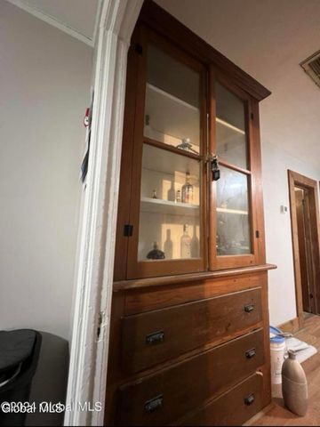 13 Ingersoll Avenue, Schenectady, NY 12305