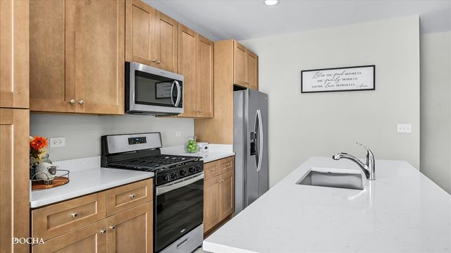 1213 Gillespie Lane, Yorkville, IL 60560
