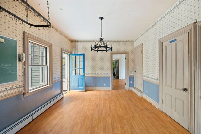 327 East St, Hingham, MA 02043