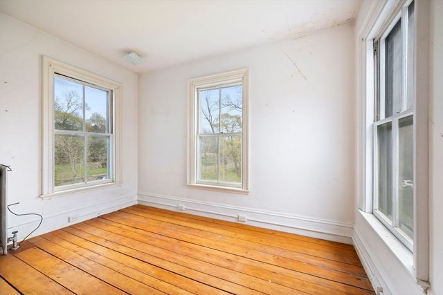 327 East St, Hingham, MA 02043