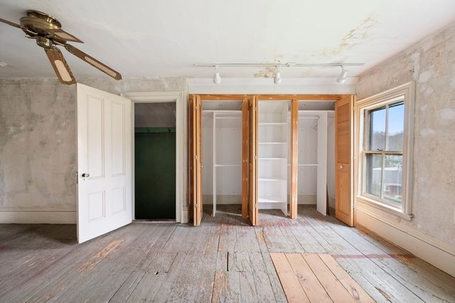 327 East St, Hingham, MA 02043