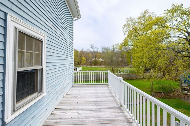 327 East St, Hingham, MA 02043