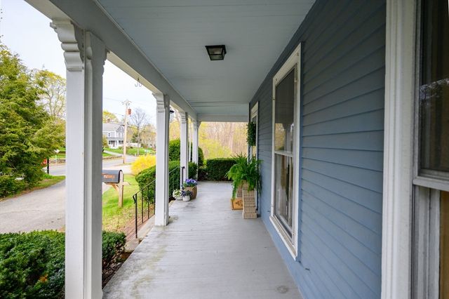 327 East St, Hingham, MA 02043