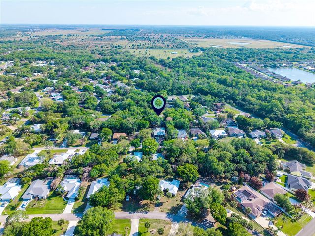 957 Franciscan Avenue, Sebastian, FL 32958