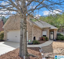 124 OXMOOR GLEN CIRCLE, Birmingham, AL 35211