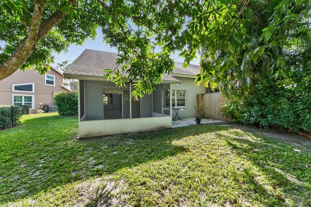 13164 Quiet Woods Road B, Wellington, FL 33414