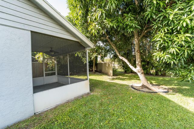 13164 Quiet Woods Road B, Wellington, FL 33414