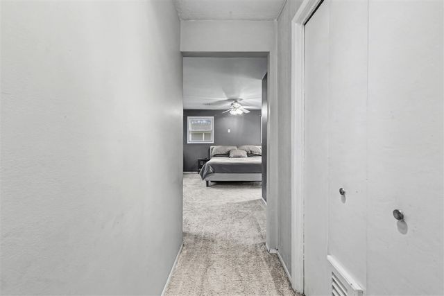 29550 Bretton, Livonia, MI 48152