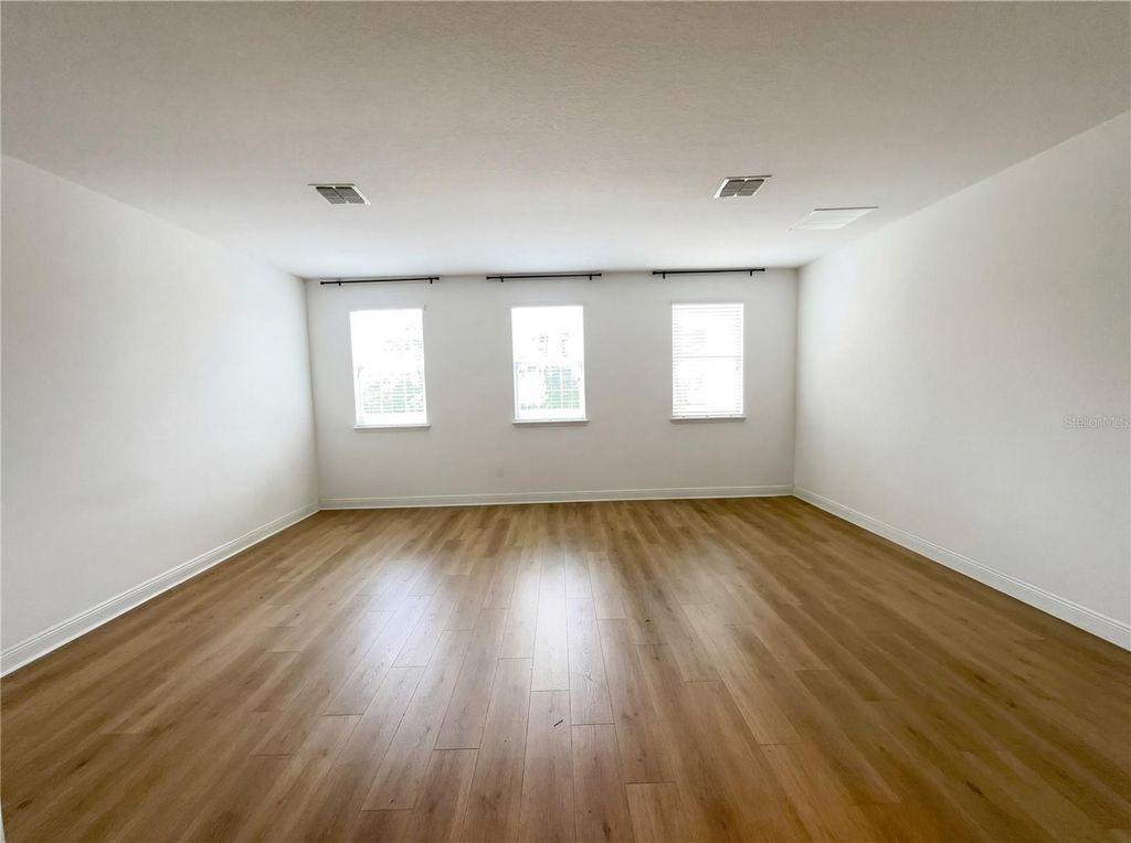 Image 28 of property listing at 4309 SALTMARSH SPARROW DRIVE, Windermere, FL 34786