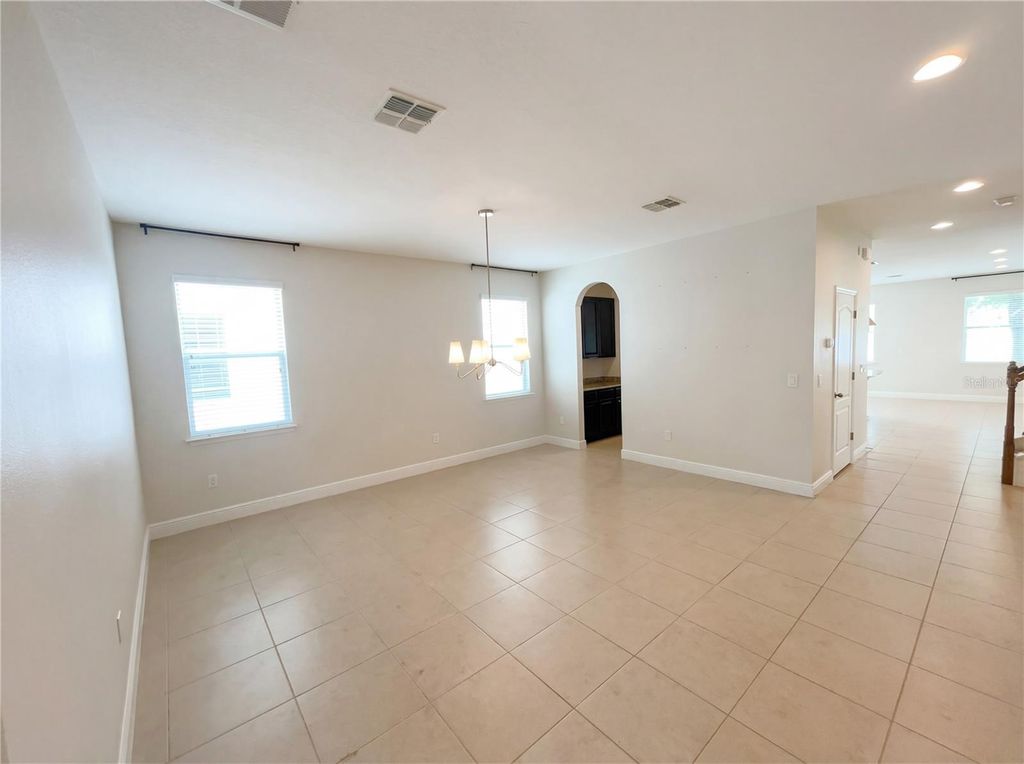 Image 10 of property listing at 4309 SALTMARSH SPARROW DRIVE, Windermere, FL 34786