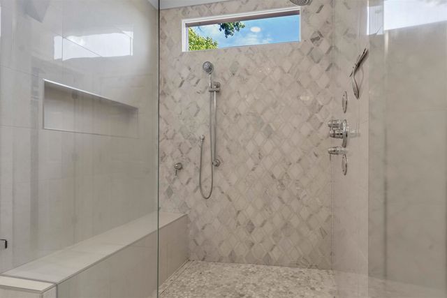 10295 W SHREWSBURY RUN, Collierville, TN 38017