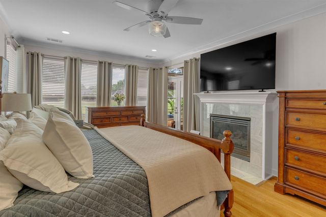 10295 W SHREWSBURY RUN, Collierville, TN 38017