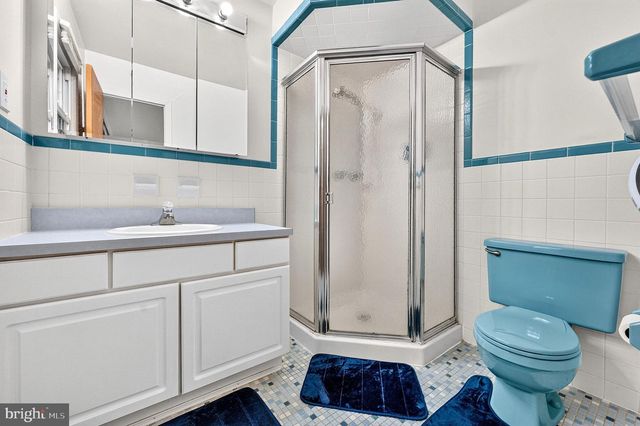 41 WOLFPACK RD, Hamilton, NJ 08619
