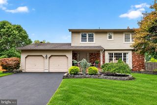 41 WOLFPACK RD, Hamilton, NJ 08619