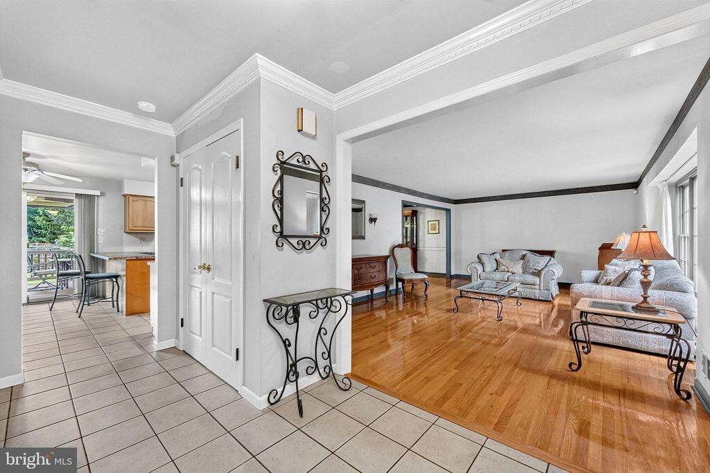 41 WOLFPACK RD, HAMILTON, NJ 08619 — photo 4