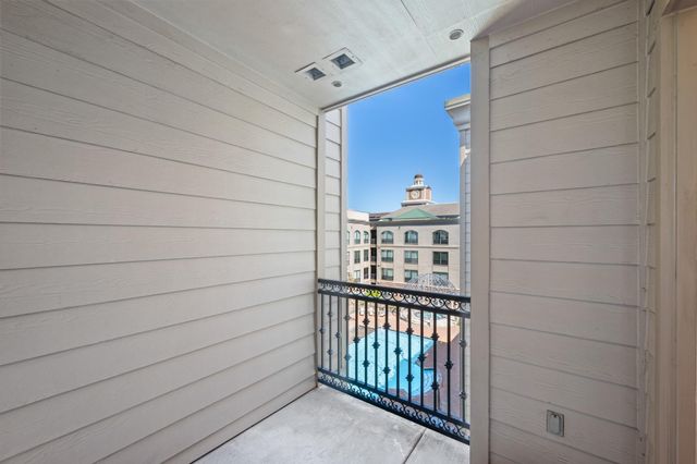 2299 Lone Star Drive 445, Sugar Land, TX 77479