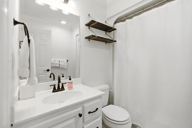 208 Loop Dr, Winchester, TN 37398