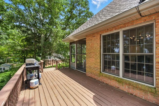 208 Loop Dr, Winchester, TN 37398