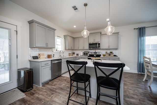 2363 Irby Ln, Murfreesboro, TN 37127