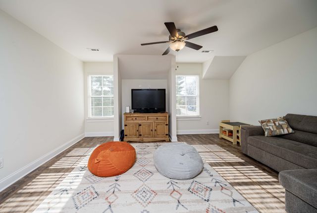 2363 Irby Ln, Murfreesboro, TN 37127