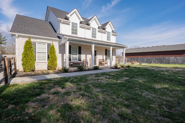 2363 Irby Ln, Murfreesboro, TN 37127