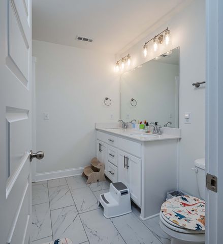 2363 Irby Ln, Murfreesboro, TN 37127