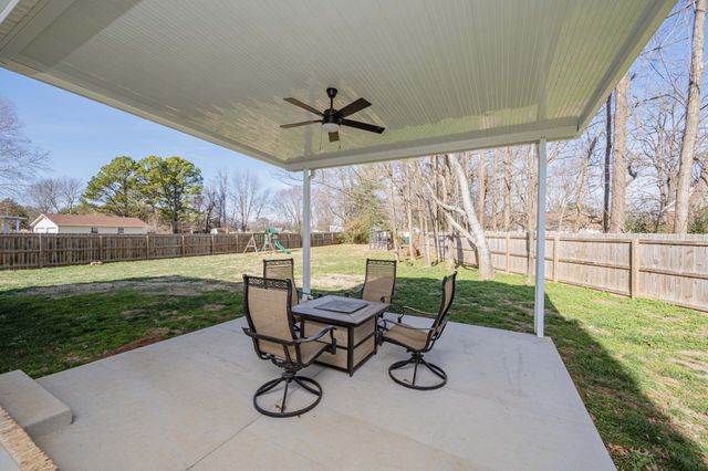 2363 Irby Ln, Murfreesboro, TN 37127