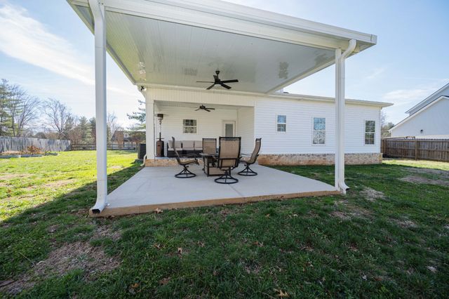 2363 Irby Ln, Murfreesboro, TN 37127