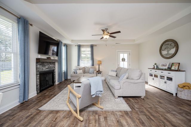 2363 Irby Ln, Murfreesboro, TN 37127