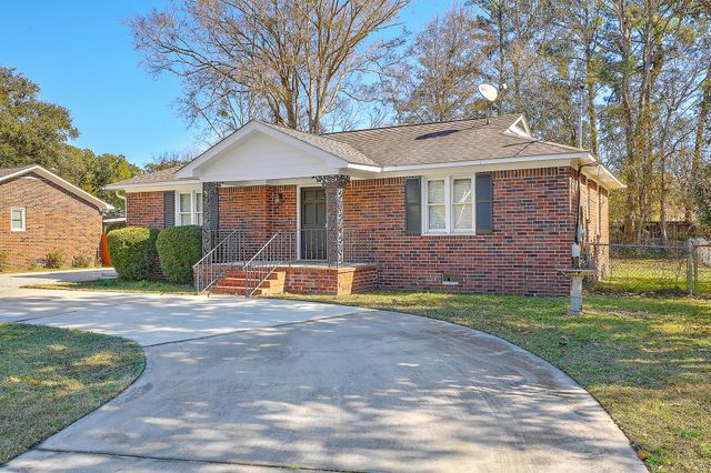 616 Semaht Street, Charleston, SC 29412