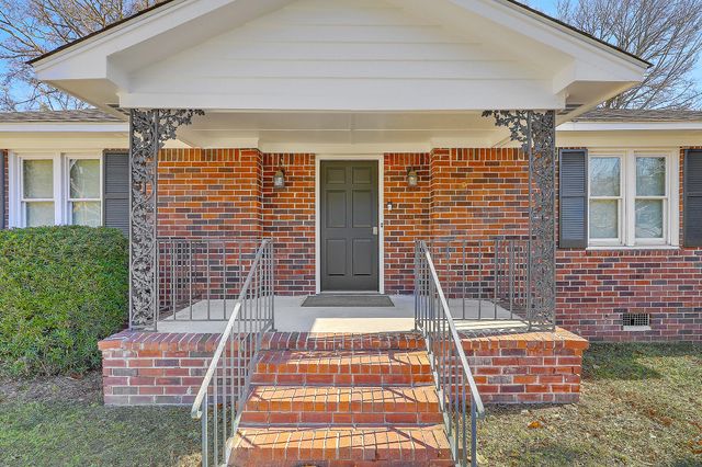 616 Semaht Street, Charleston, SC 29412