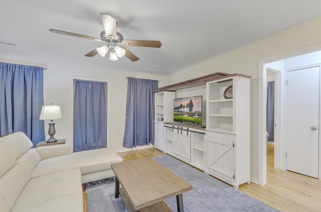 616 Semaht Street, Charleston, SC 29412