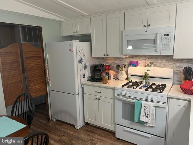 68 BOBOLINK AVE, Mantua, NJ 08051