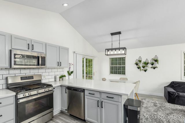 5589 Burlingame Avenue Sw, City Of Wyoming, MI 49509