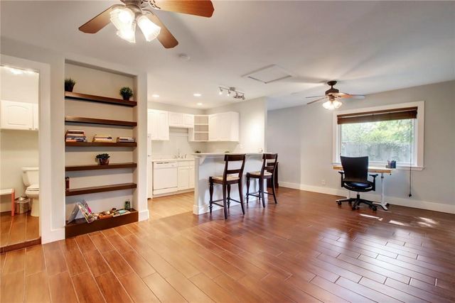 1211 Payne Ave B, Austin, TX 78757