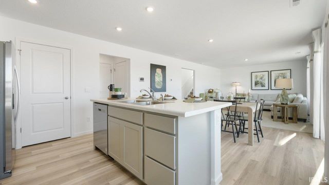 12838 Rey Cove, Fort Wayne, IN 46818