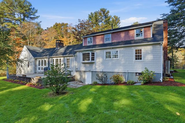 428 Brook Street, Carlisle, MA 01741
