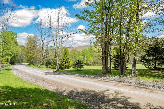 433 Blind Buck Road, Salem, NY 12865