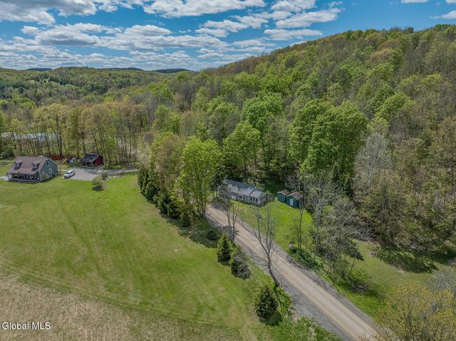 433 Blind Buck Road, Salem, NY 12865