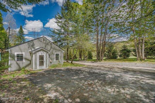 433 Blind Buck Road, Salem, NY 12865