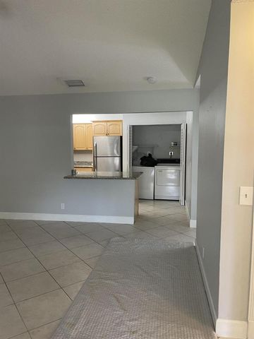 9037 SE HOBE RIDGE Avenue, Hobe Sound, FL 33455