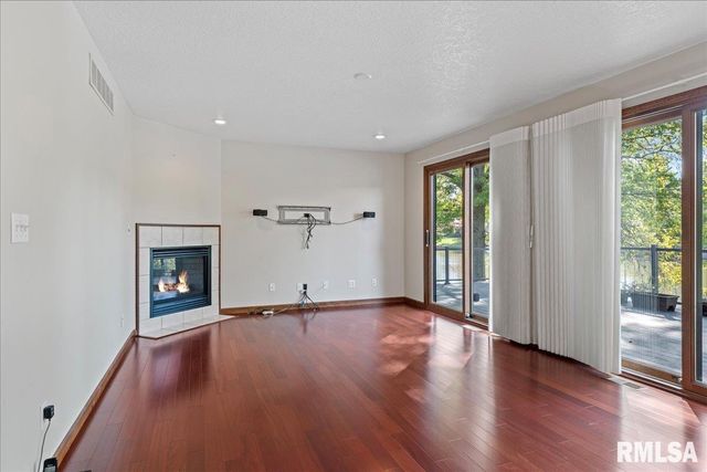 12 WEDGEWOOD Court, Taylorville, IL 62568